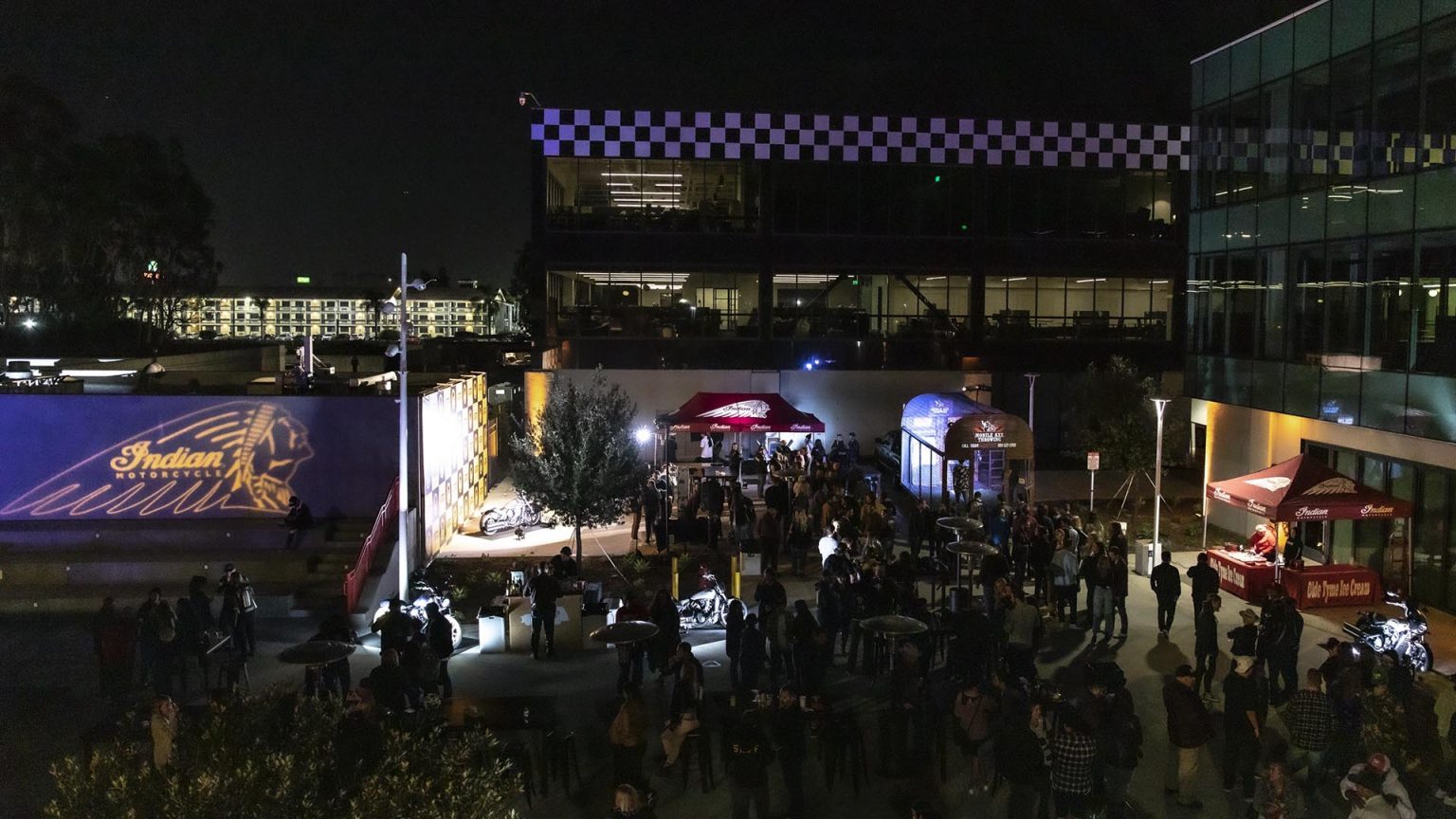 2022_Scout-Rogue-Vans-Party_8-1-1536x864