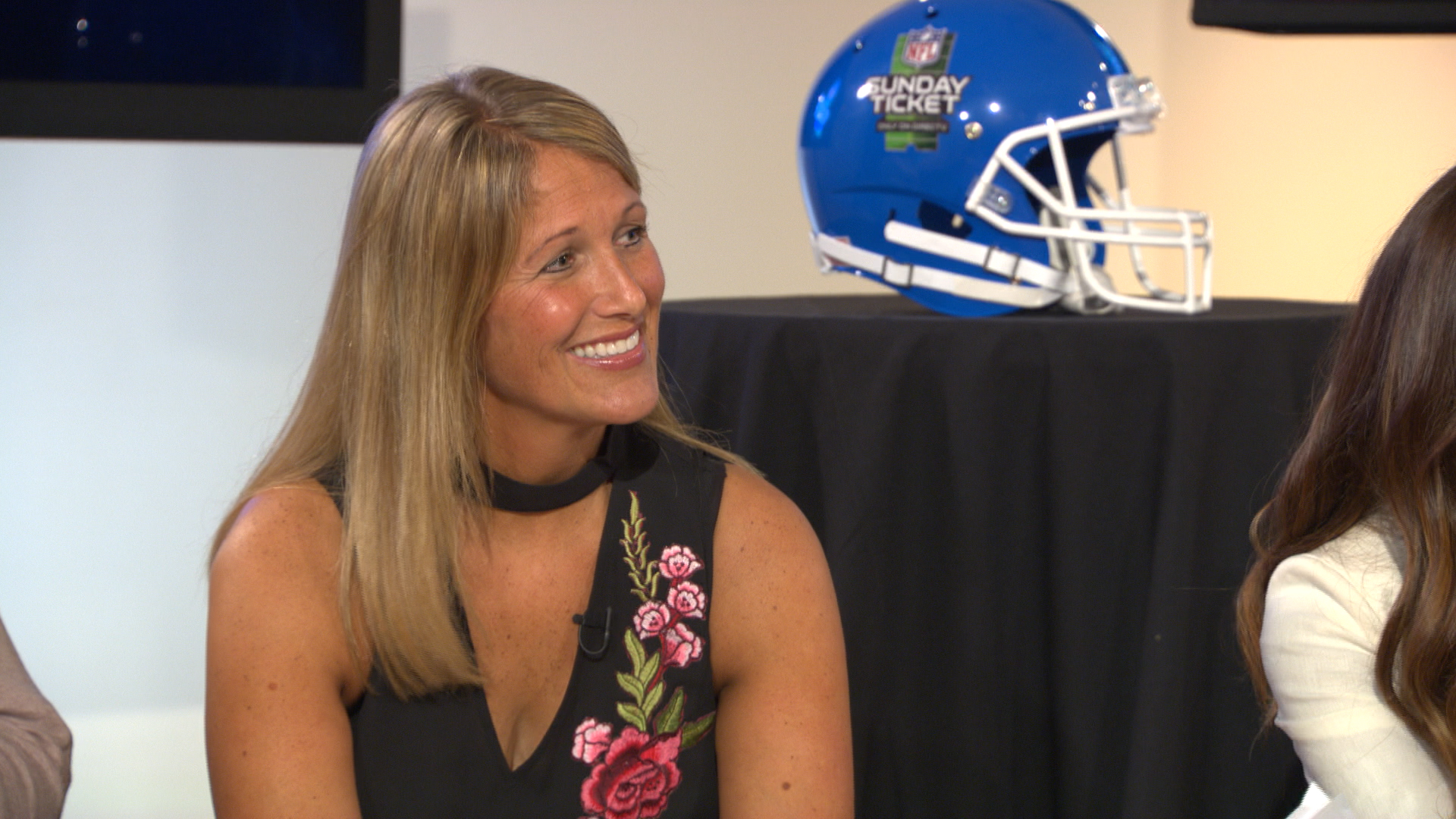 DIRECTV_Mom_Panel_Trubisky_Mom_10